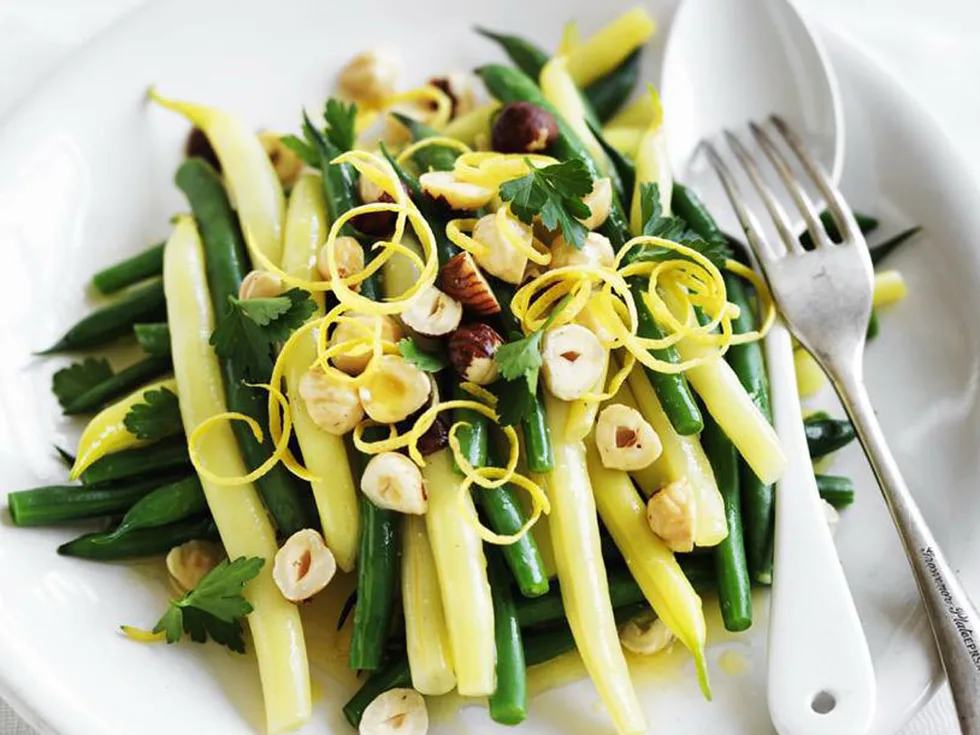 MIXED BEANS WITH HAZELNUTS