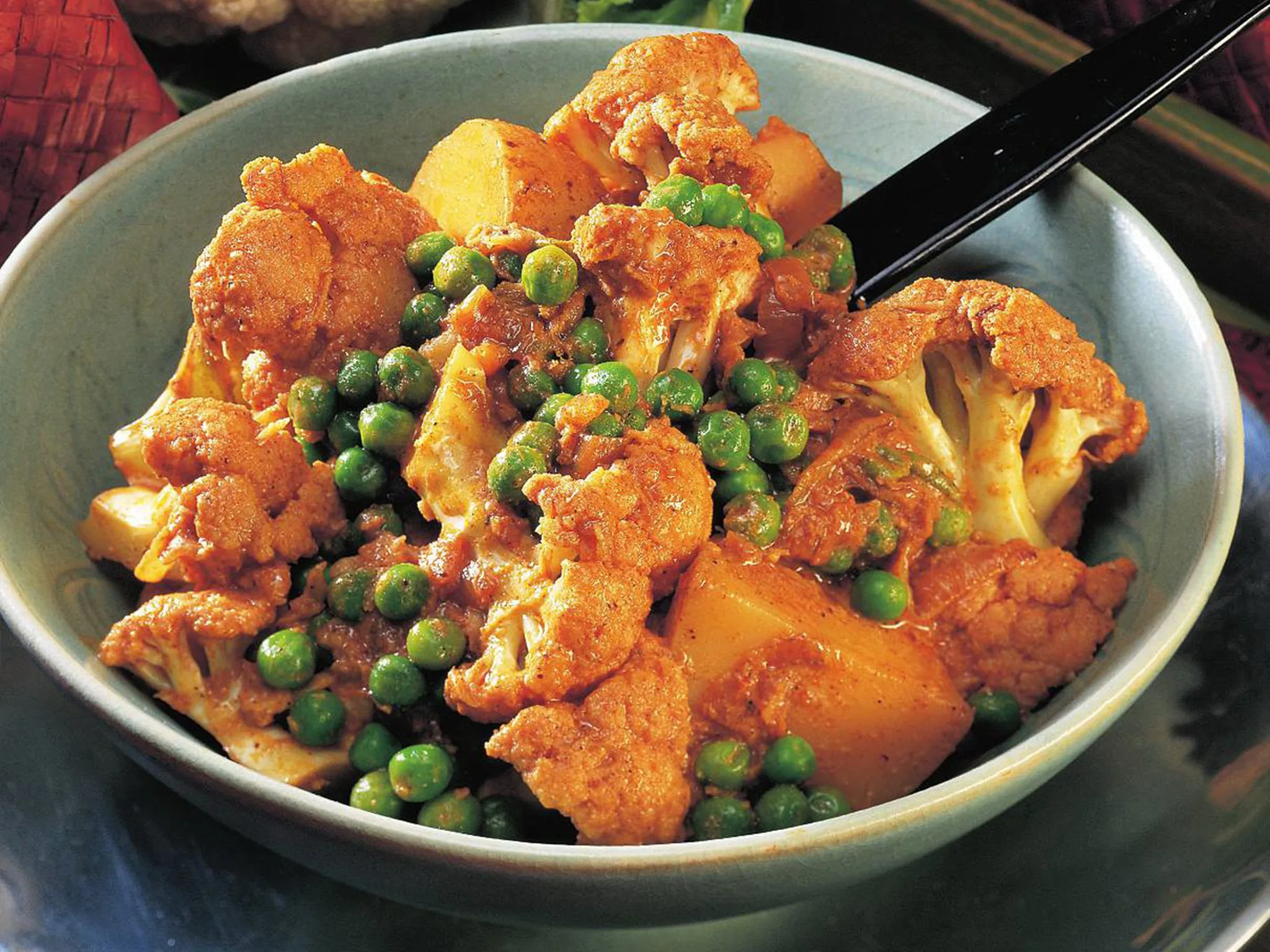 cauliflower, pea      and potato bhaji