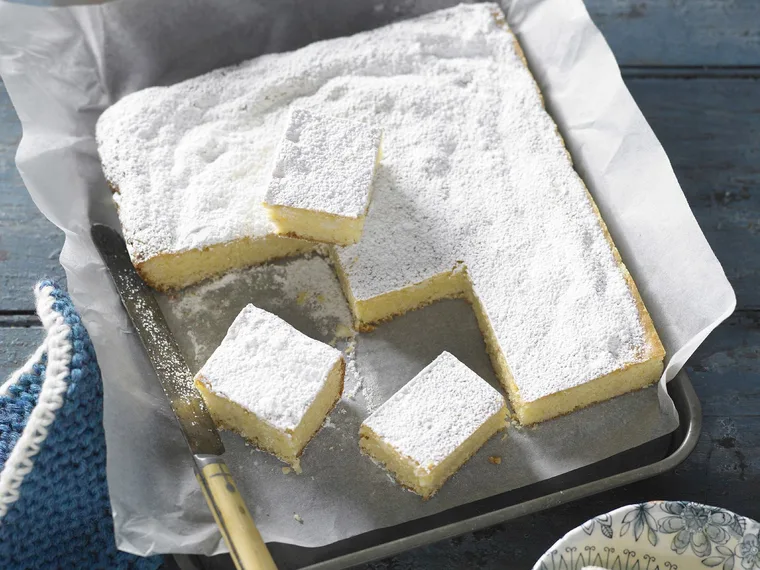 white chocolate and macadamia cake