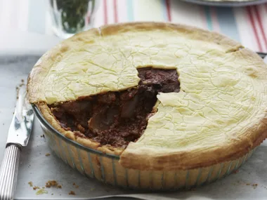 herbed veal and tomato pie