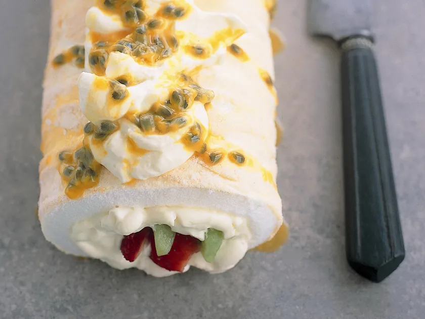 Pavlova fruit roll | Women's Weekly Food