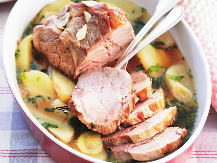 braised pork with pears and cider