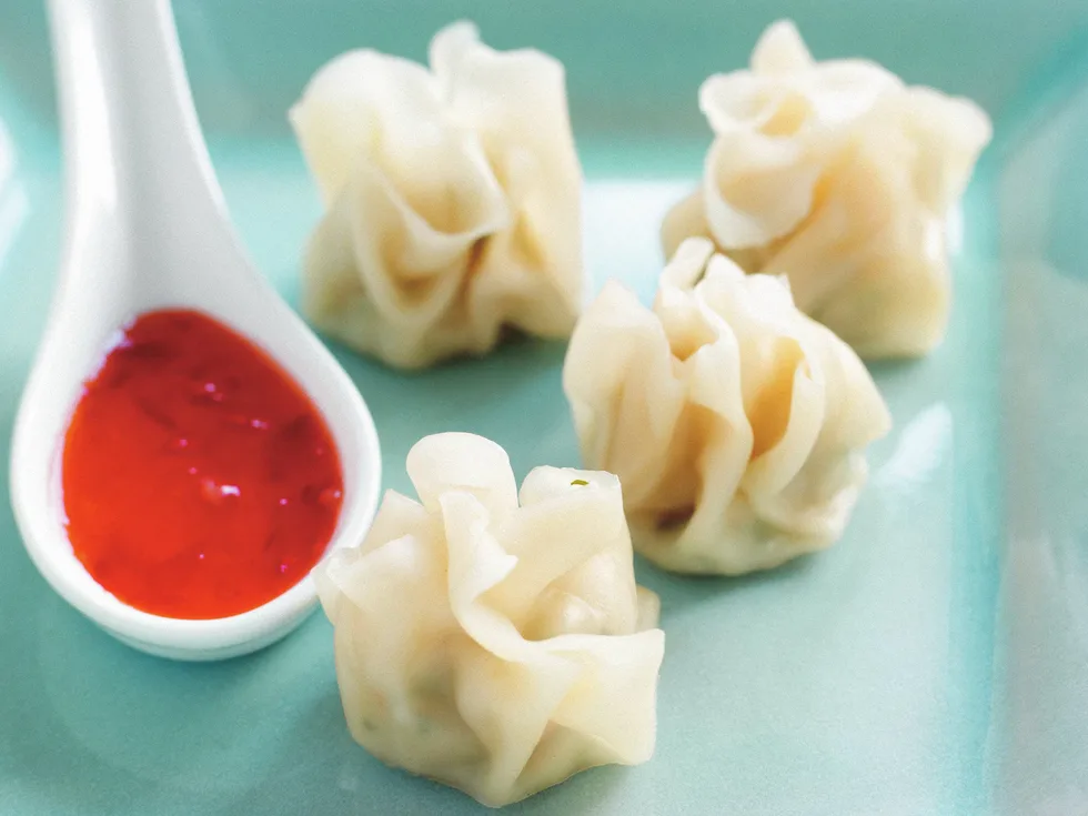 prawn wontons with sweet chilli sauce