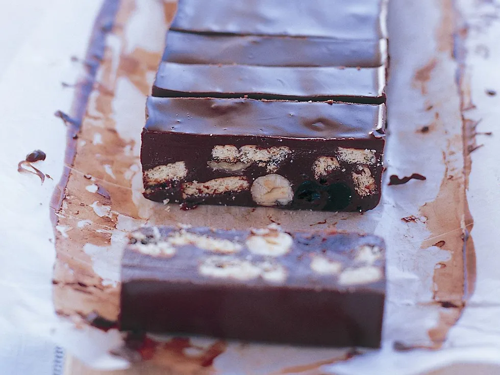 NO-BAKE CHOCOLATE SLICE