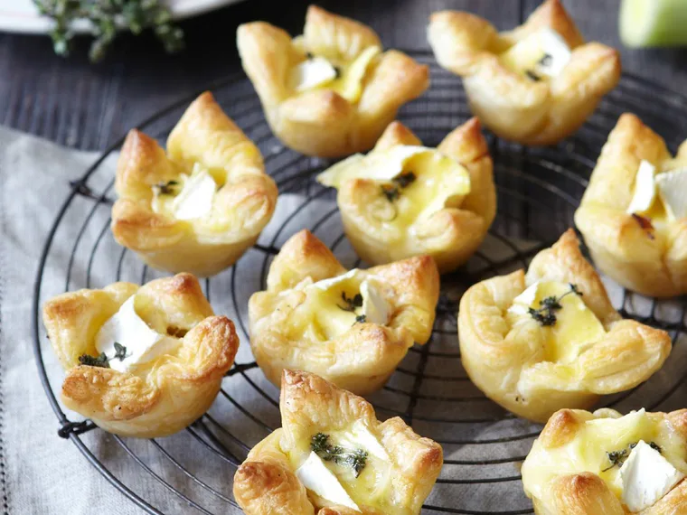 Caramelised leek and brie tartlets