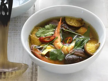 tom yum goong
