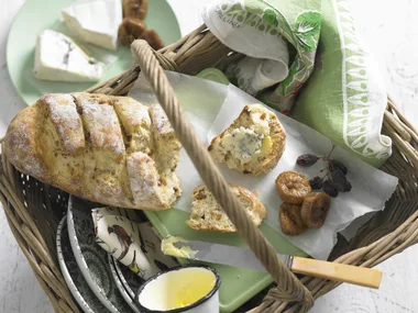 honey and fig damper with cheese selection