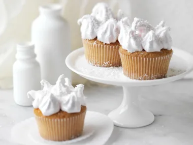marshmallow cupcakes