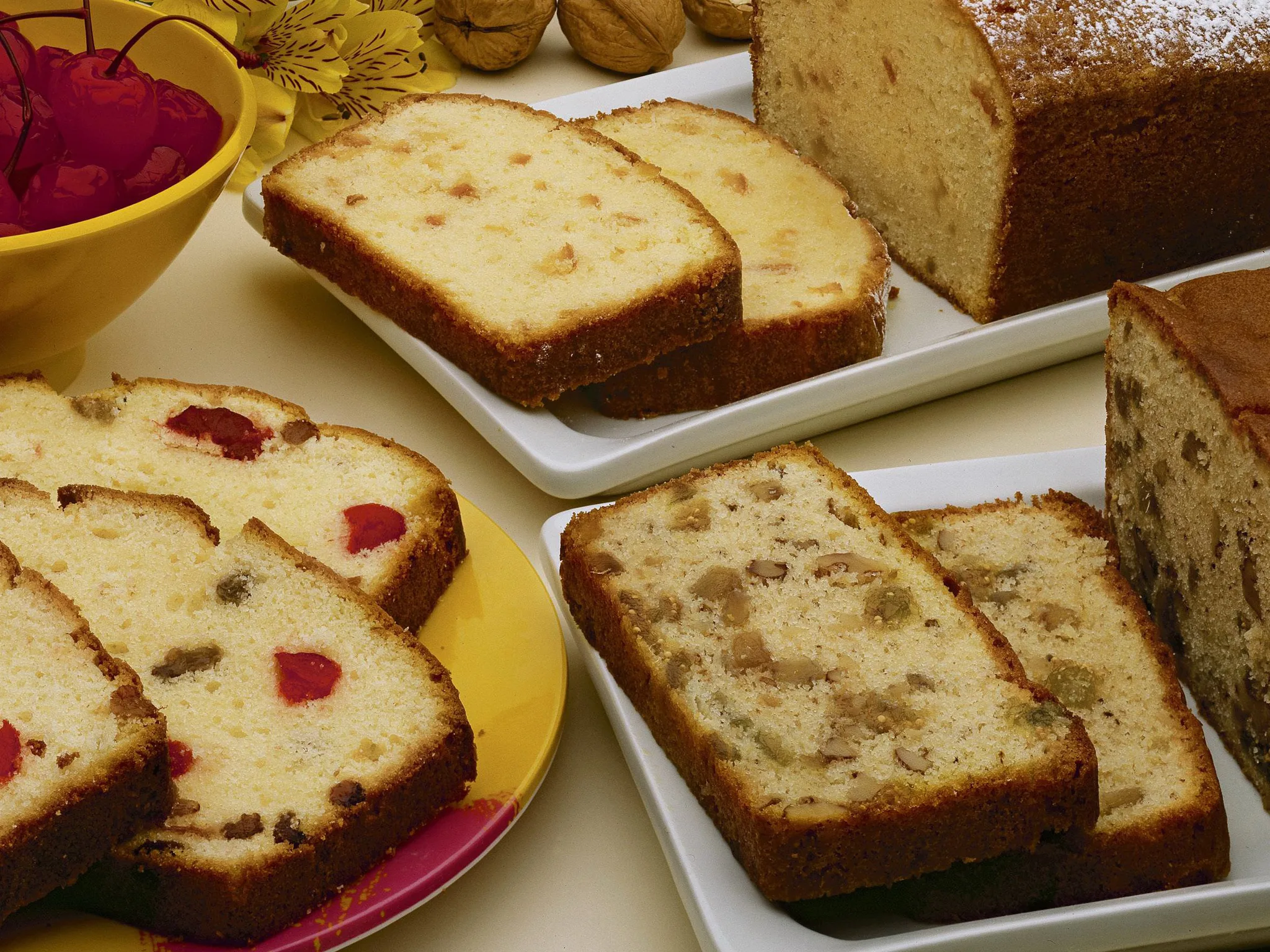 FIG WALNUT AND GINGER CAKE