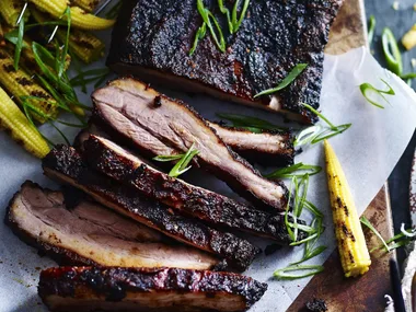 FIVE-SPICE PORK WITH GREEN ONION BREAD