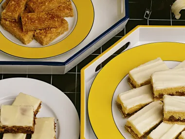 Cornflake honey slice