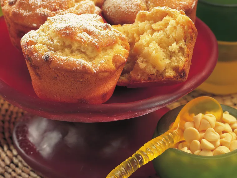 white chocolate and macadamia muffins