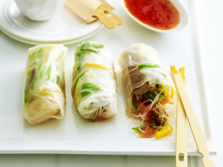 shredded vegetable rice paper rolls