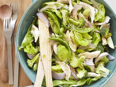 warm asian chicken salad with sesame dressing