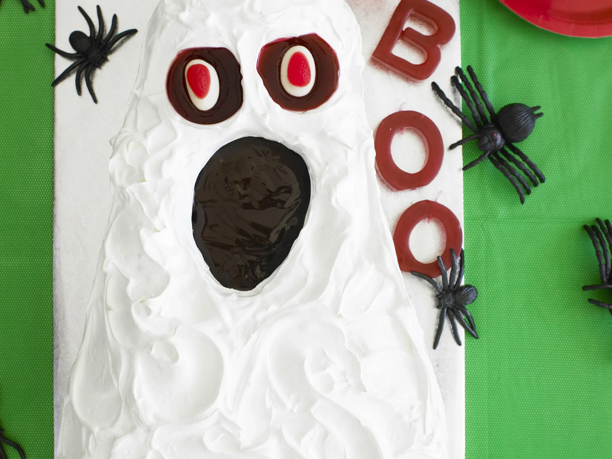 spookyraspberryice-creamcake