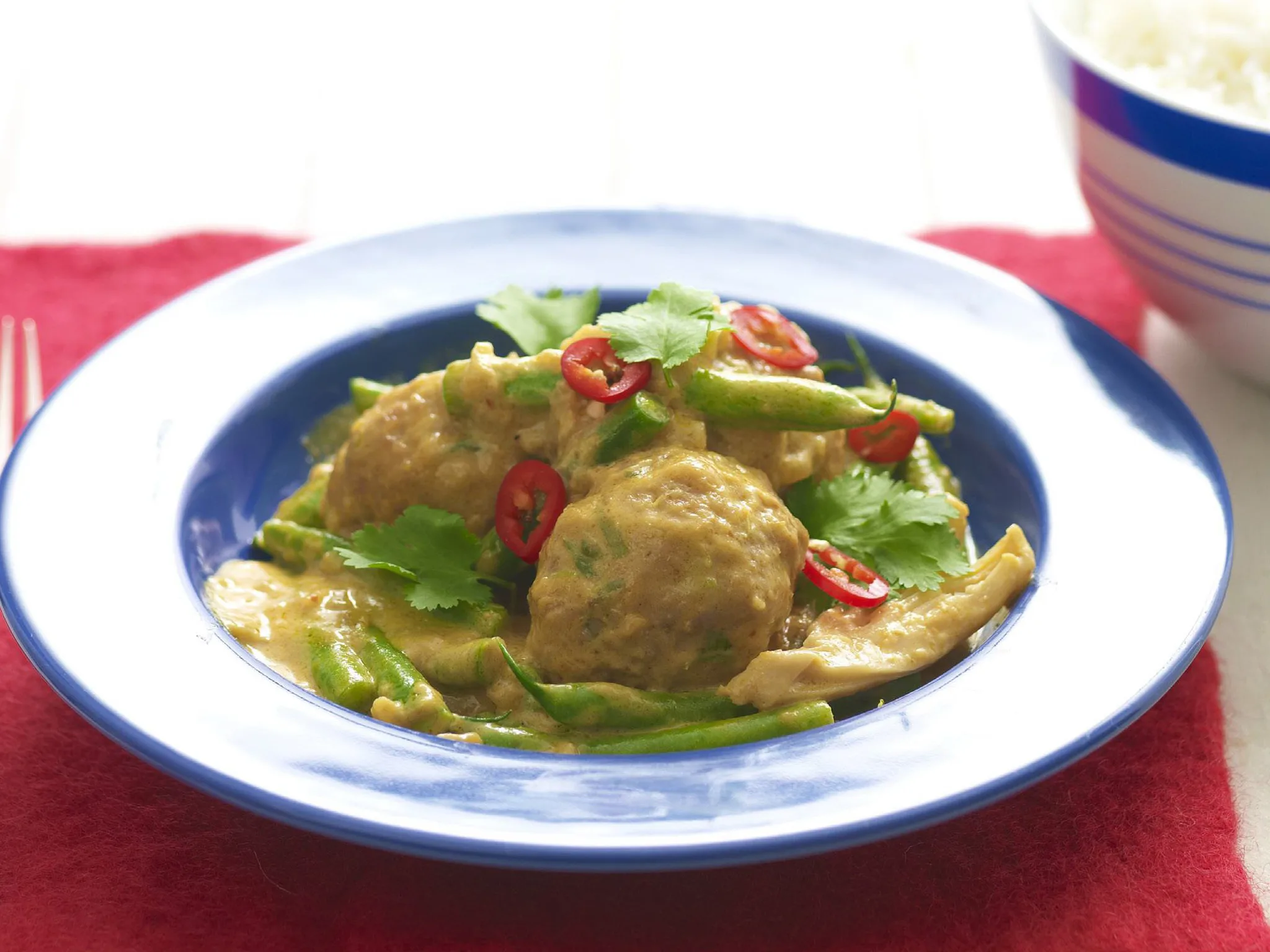 red chicken meatball curry
