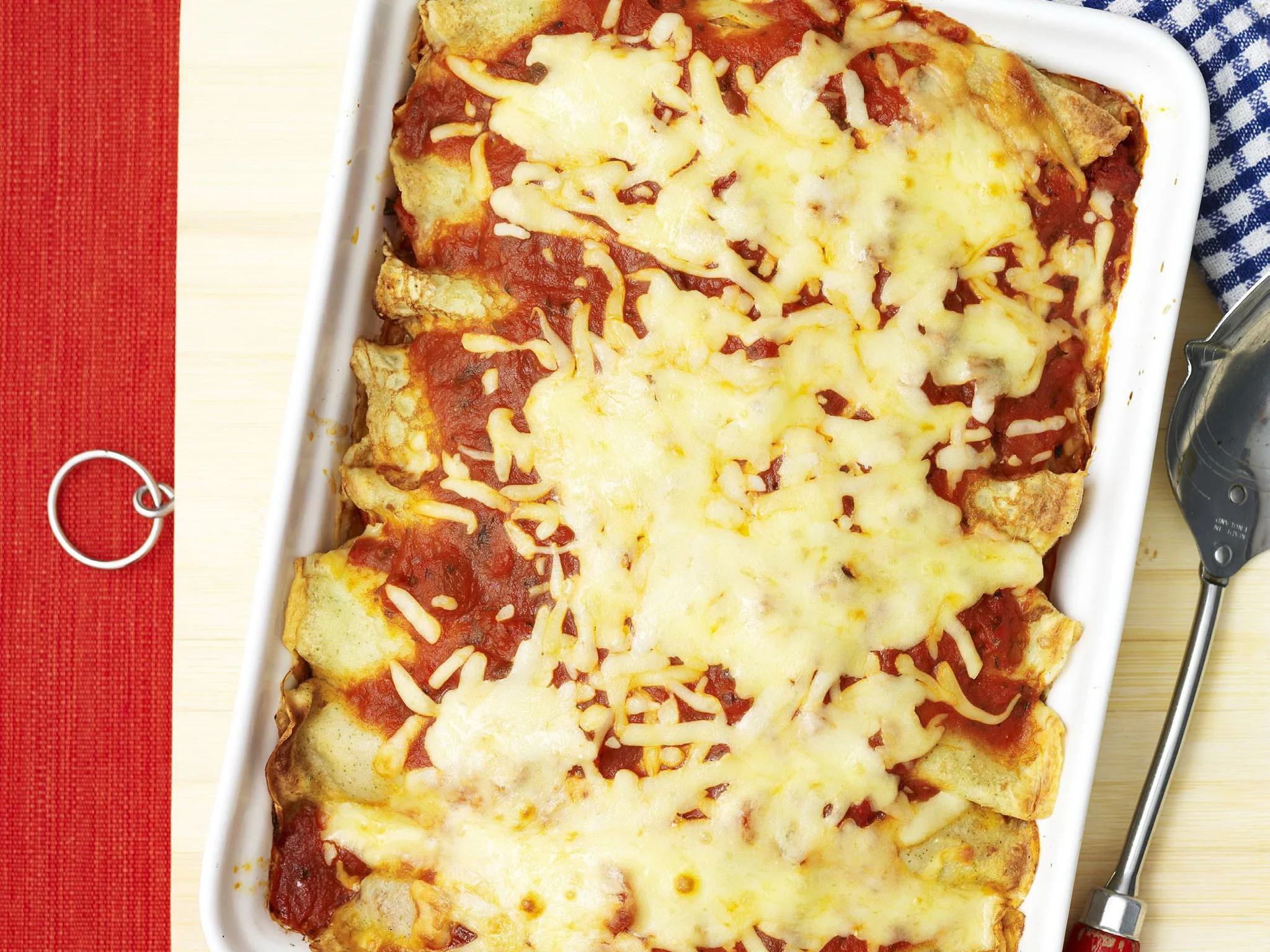 Baked lamb and sage crêpes-image