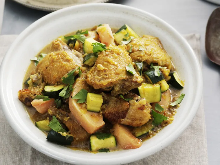 Quince and chicken tagine