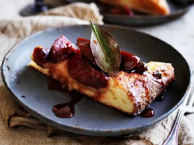 Quince brioche cake