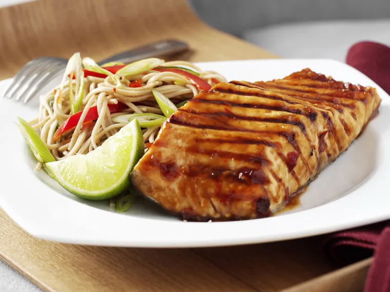 Teriyaki salmon with soba salad