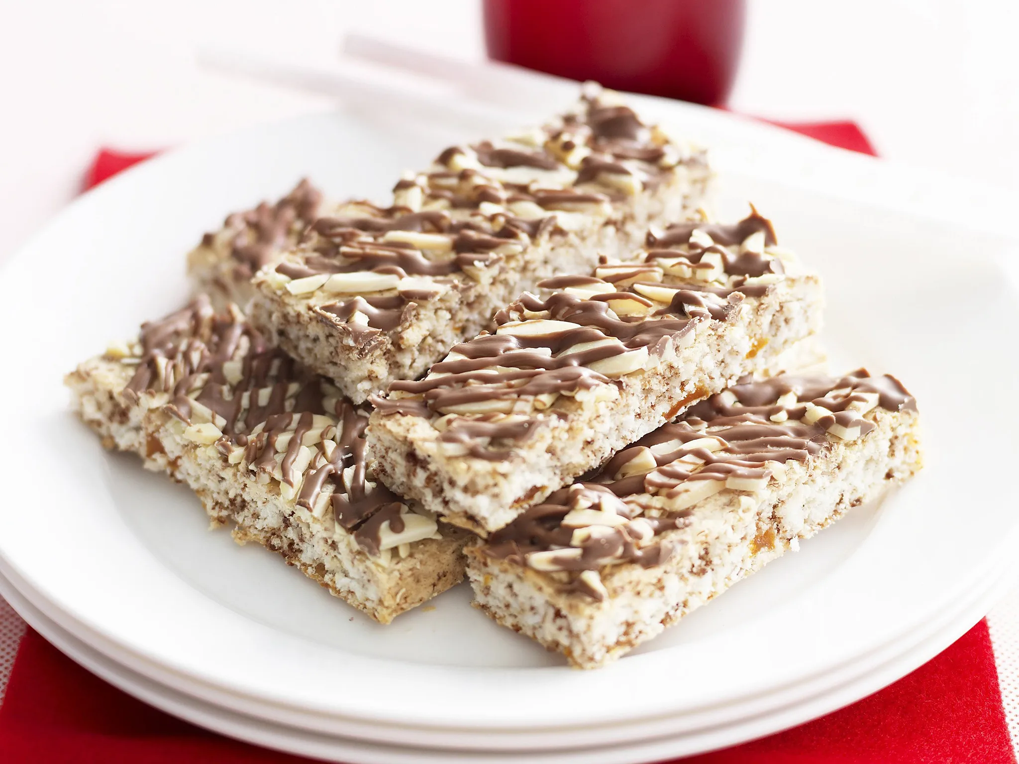 apricot choc-aroon slice