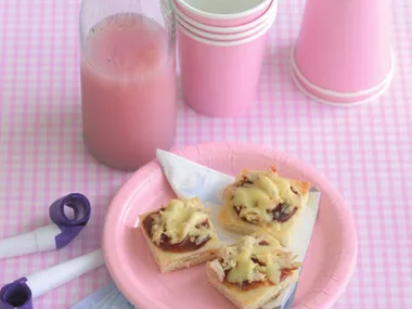 barbecue pizzas