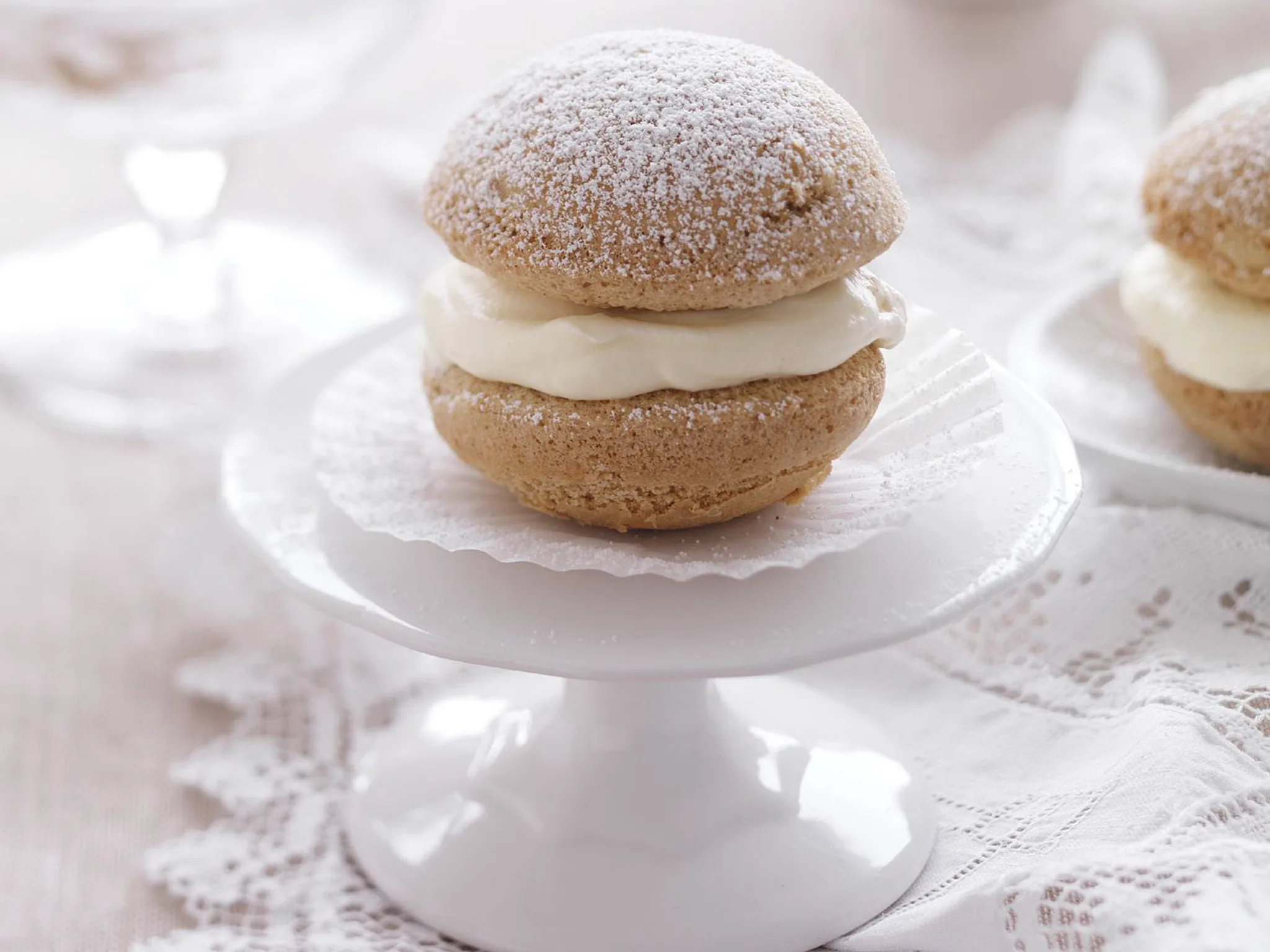 mixed spice & honey powder puffs