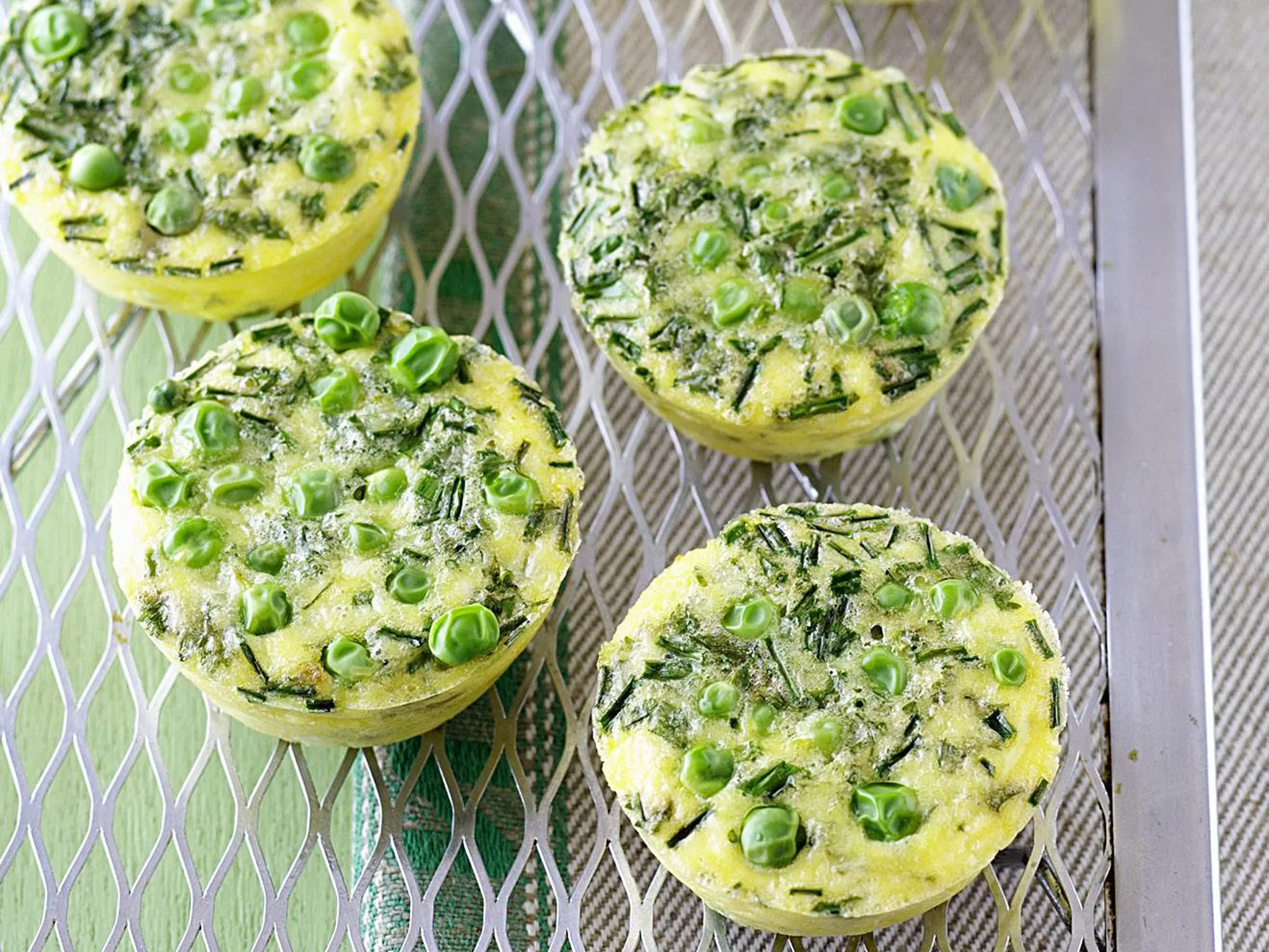 mini pea frittatas