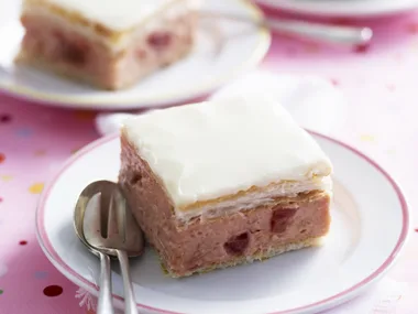 rhubarb custard slice