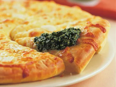 garlic   pizza wedges with pesto
