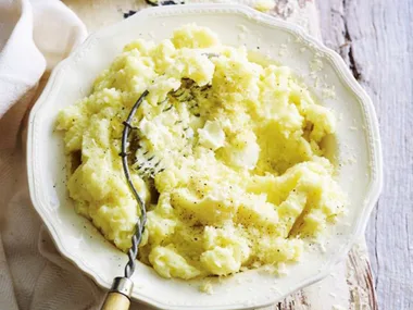 CHEESY MASH