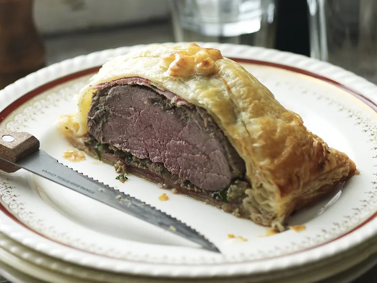 individual beef wellingtons