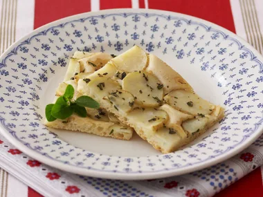potato + oregano pizza