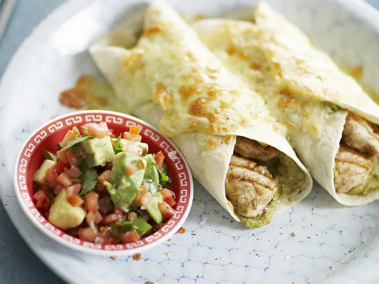 chicken quesadillas with jalapeño tomato salsa