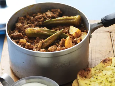 lamb, potato and okra curry