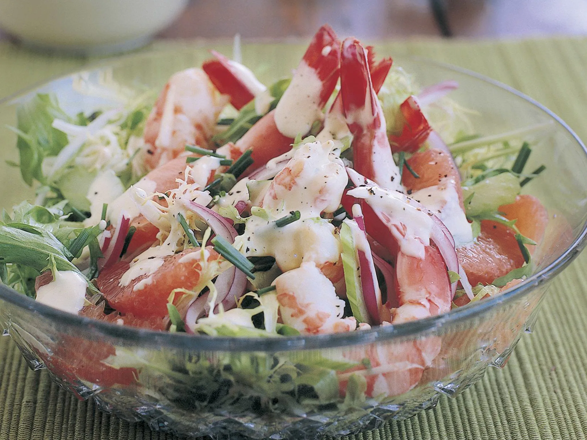 Prawn, endive and pink grapefruit with lime aïoli