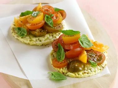 corn cakes with tomato & basil salsa