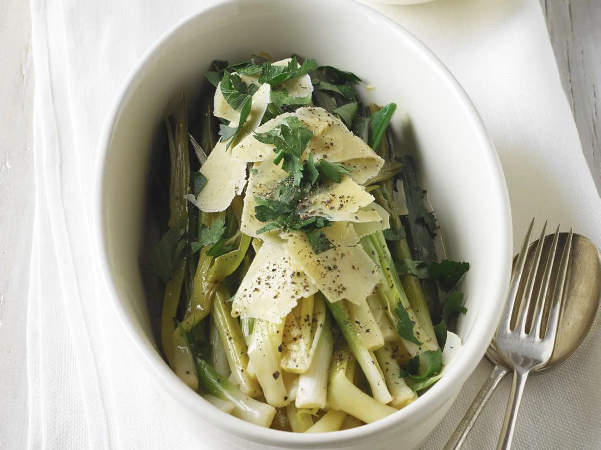 braised baby leeks