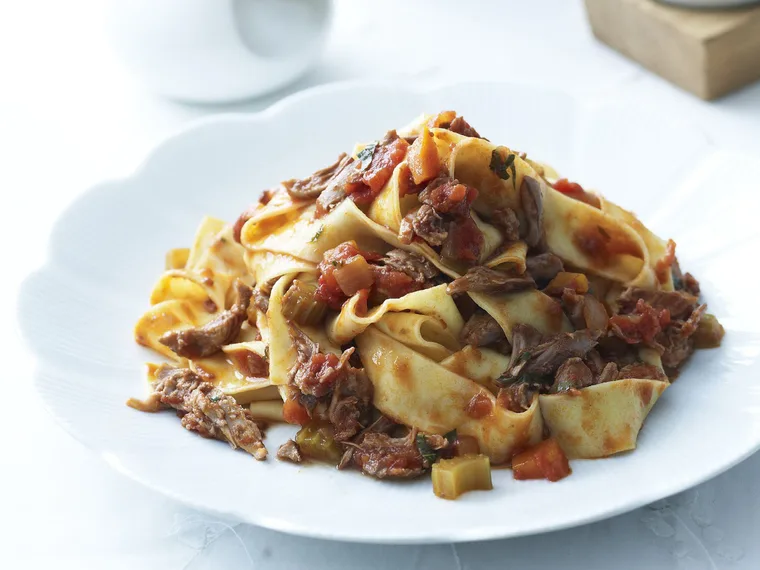 braised duck rag&ugrave; with pappardelle