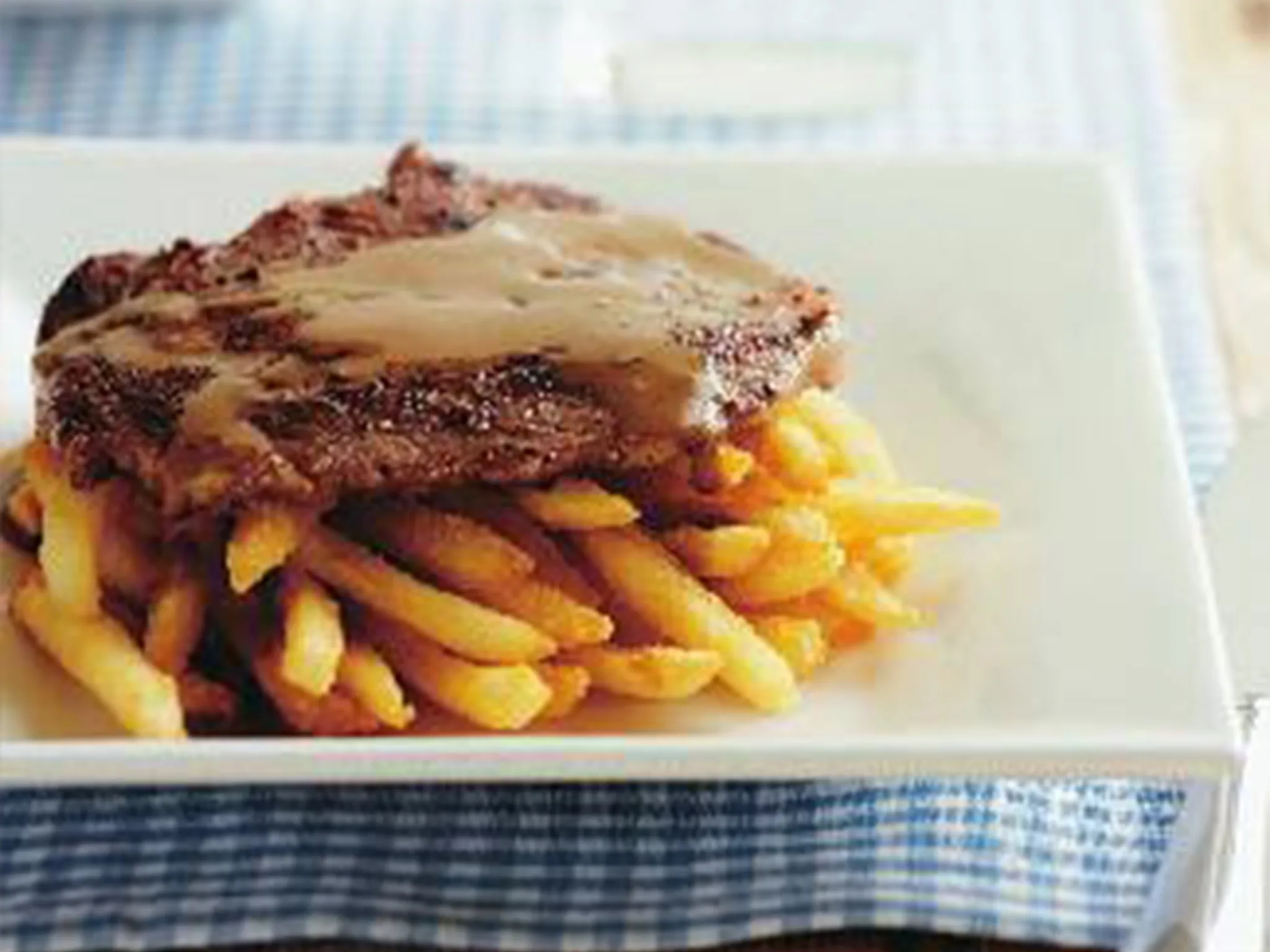 bistro pepper steaks with fries