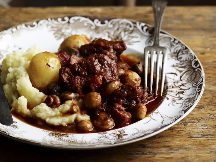 BEEF BOURGUIGNON