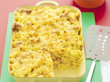 creamy tuna pasta bake