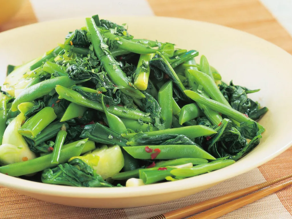 stir-fried greens with green beans