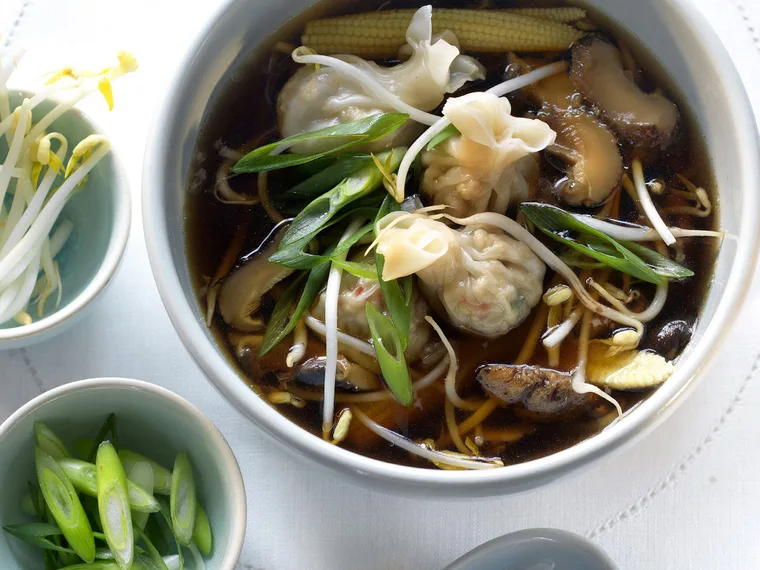 cantonese chicken dumpling