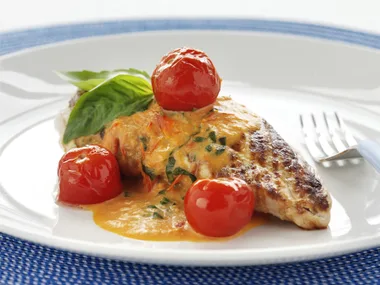 chicken with roasted cherry tomato and basil sauce