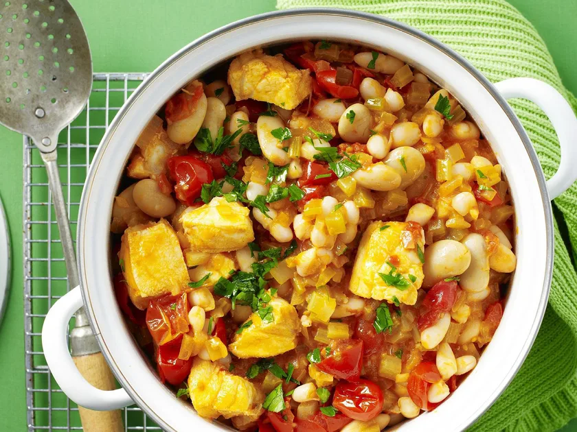 Fish, white bean and tomato stew | Women's Weekly Food