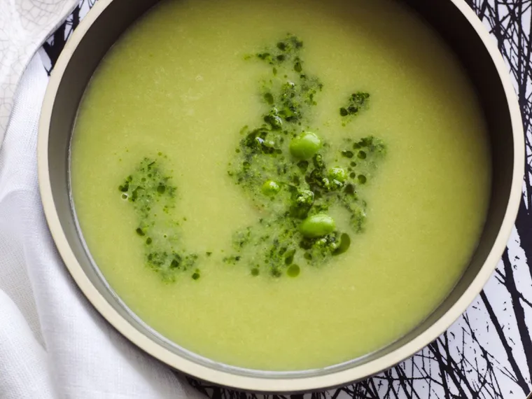 Soya bean and asparagus soup with mizuna pesto