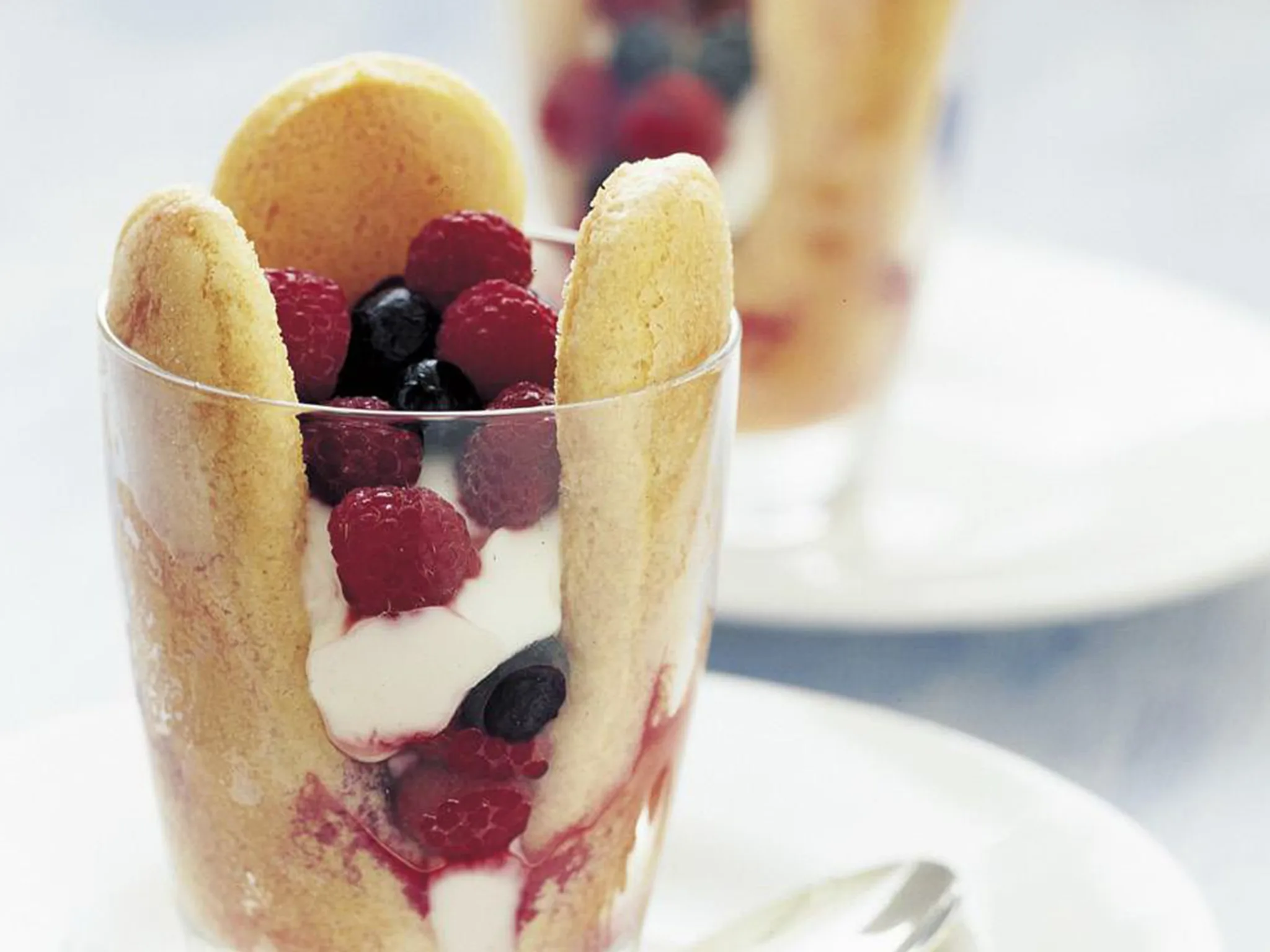 Mixed berries with sponge fingers