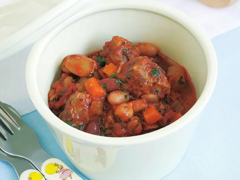 Easy lamb and bean casserole | Women's Weekly Food