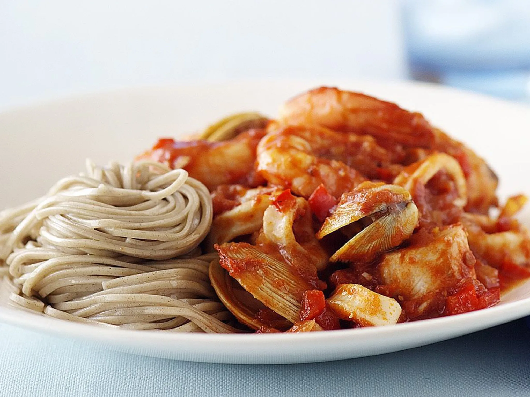 Marinara with buckwheat noodles